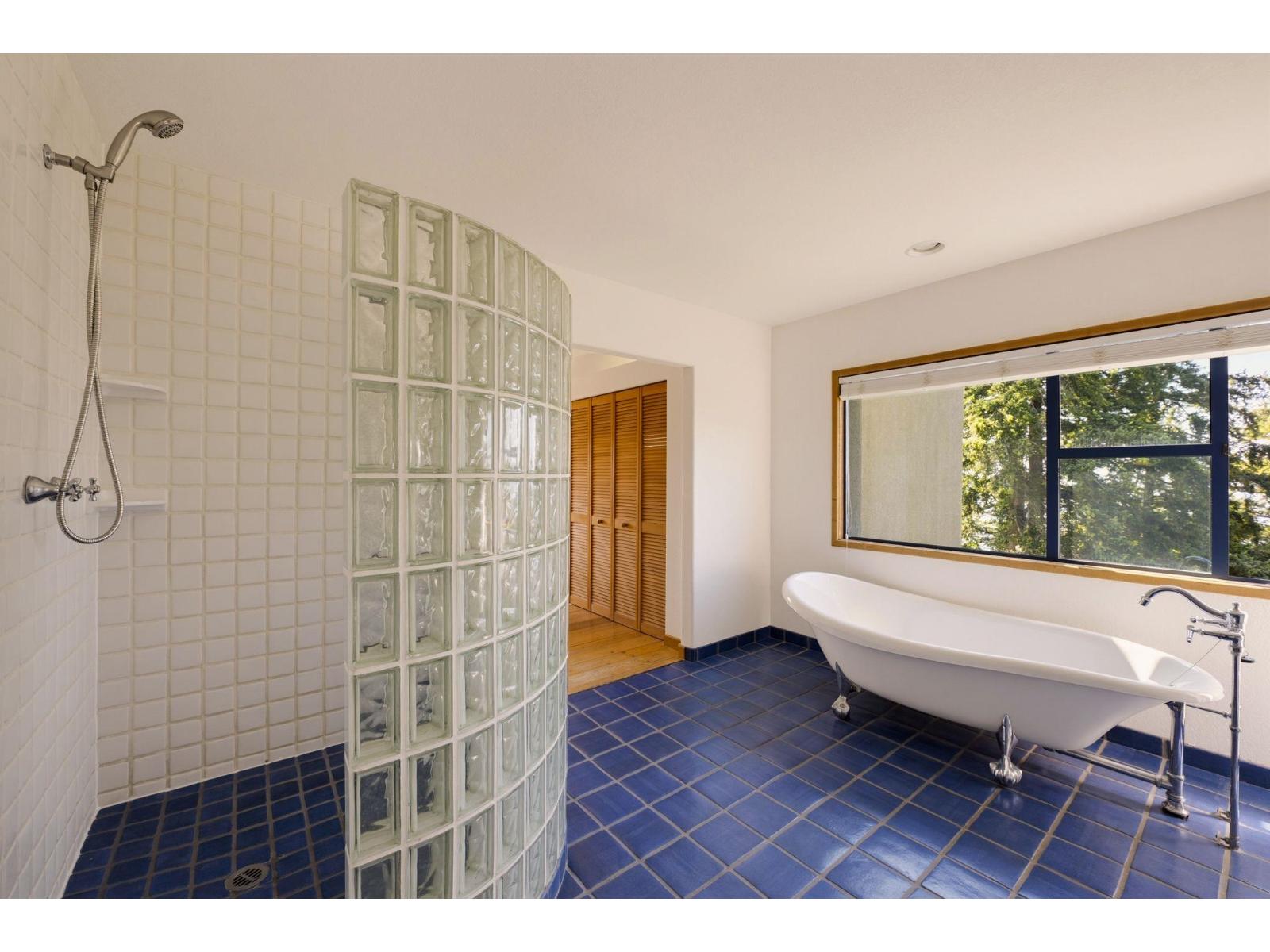 13102 13 Avenue Property Photo 19
