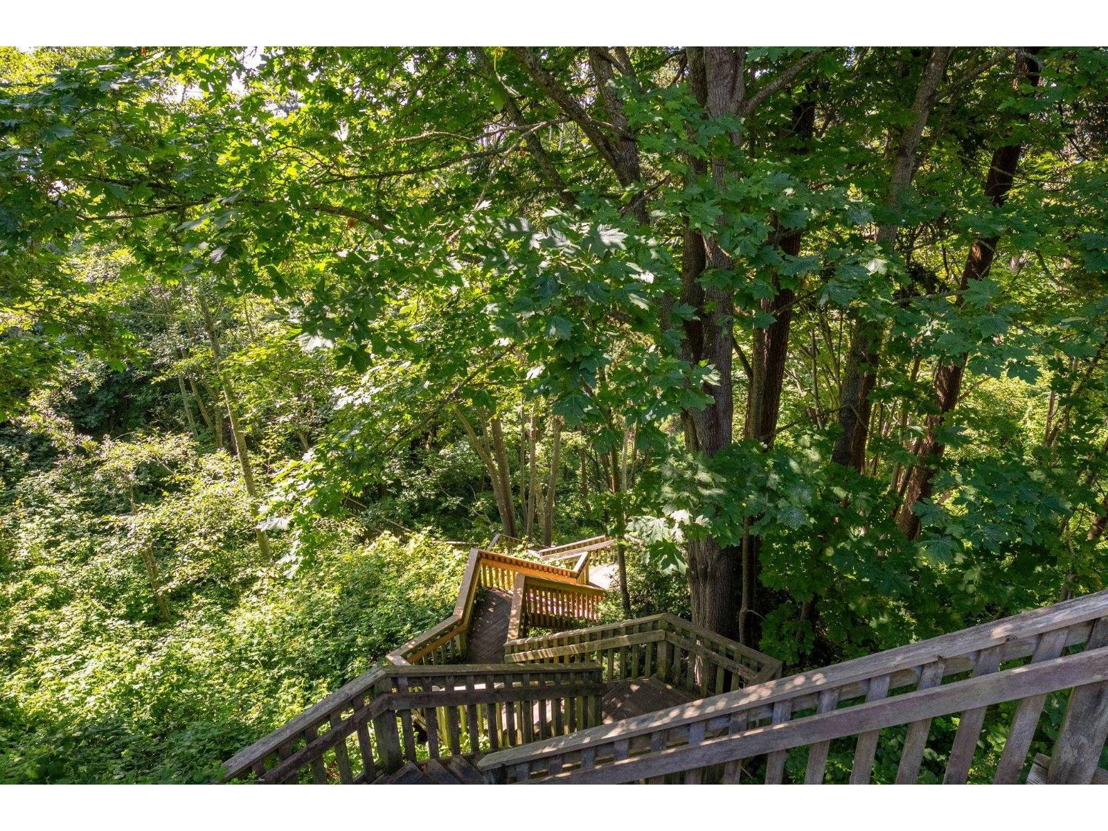 13102 13 Avenue Property Photo 26