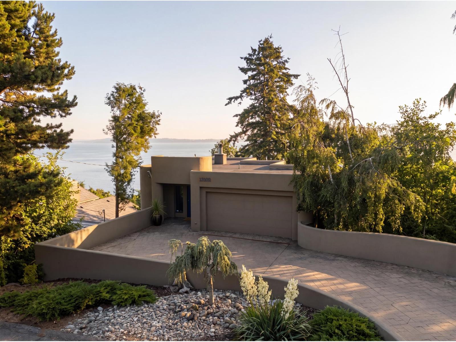 13102 13 Avenue Property Photo 30