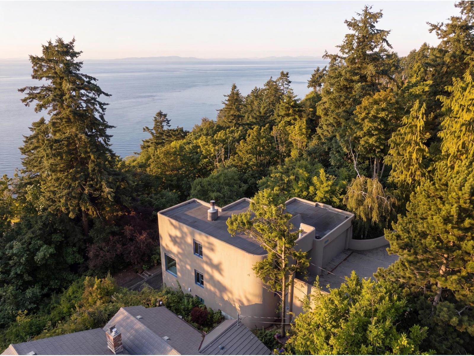 13102 13 Avenue Property Photo 31