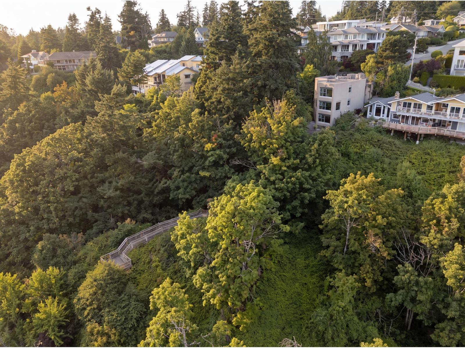 13102 13 Avenue Property Photo 33