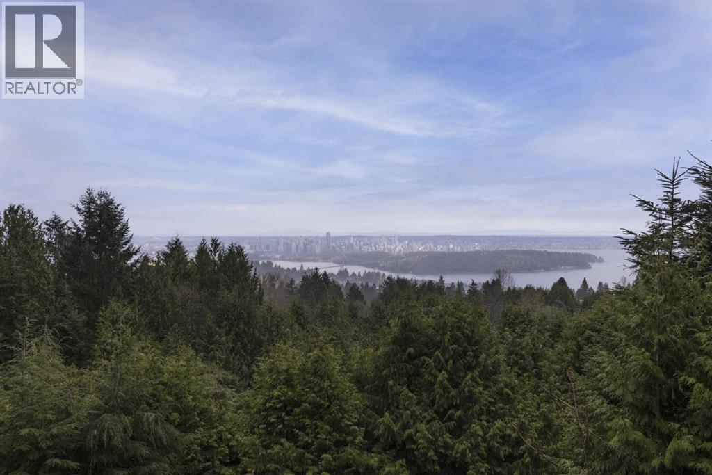 1375 Burnside Road Property Photo 3