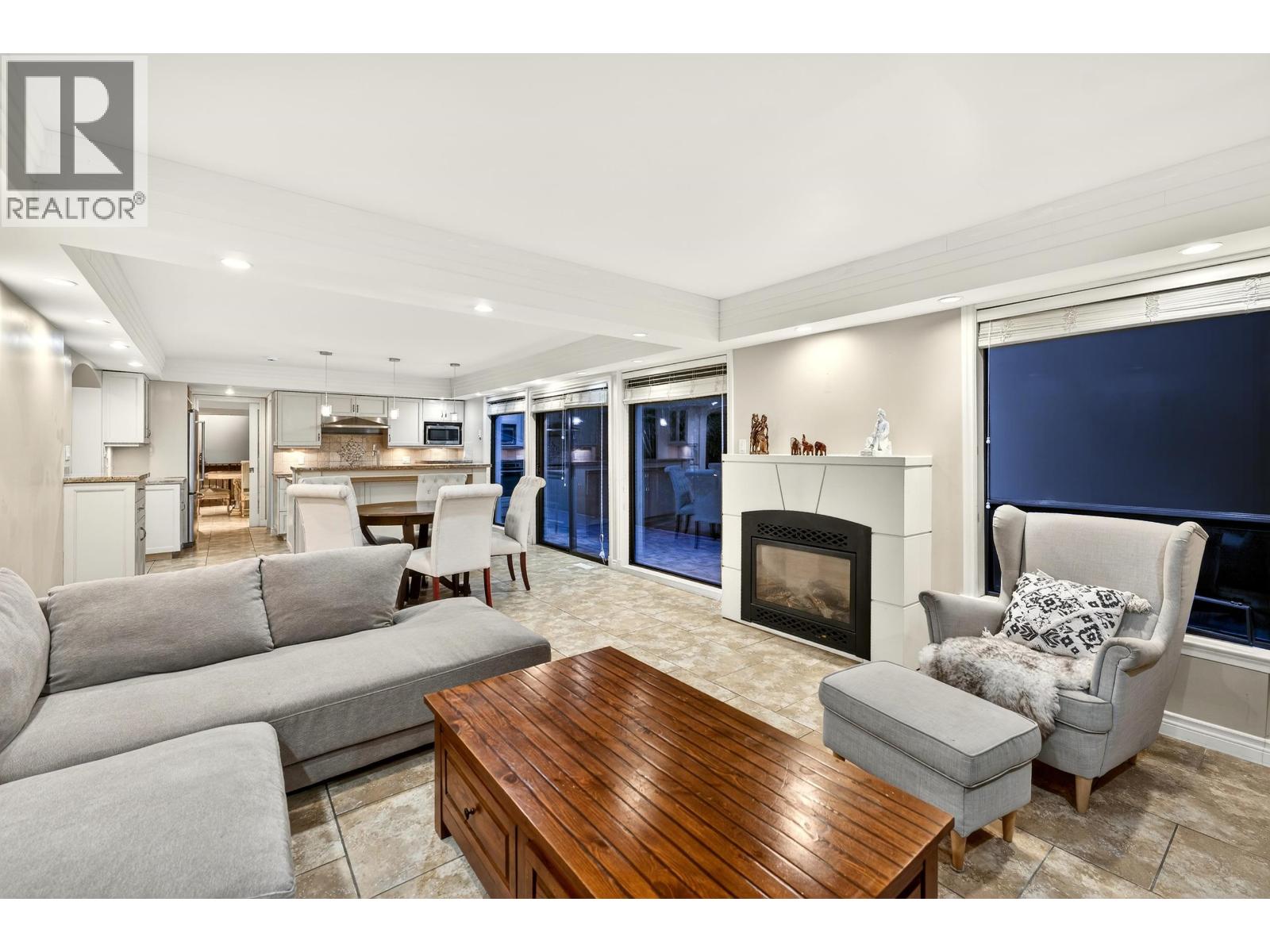 1375 Burnside Road Property Photo 23