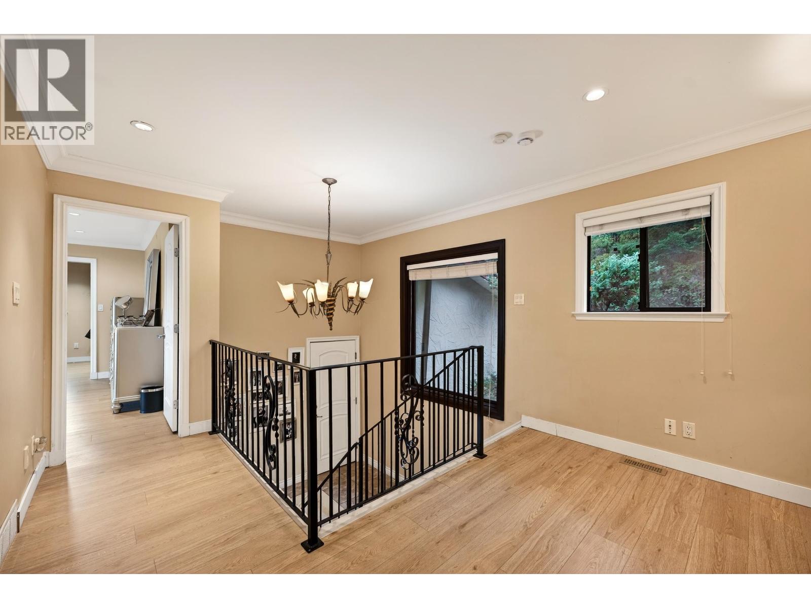 1375 Burnside Road Property Photo 25