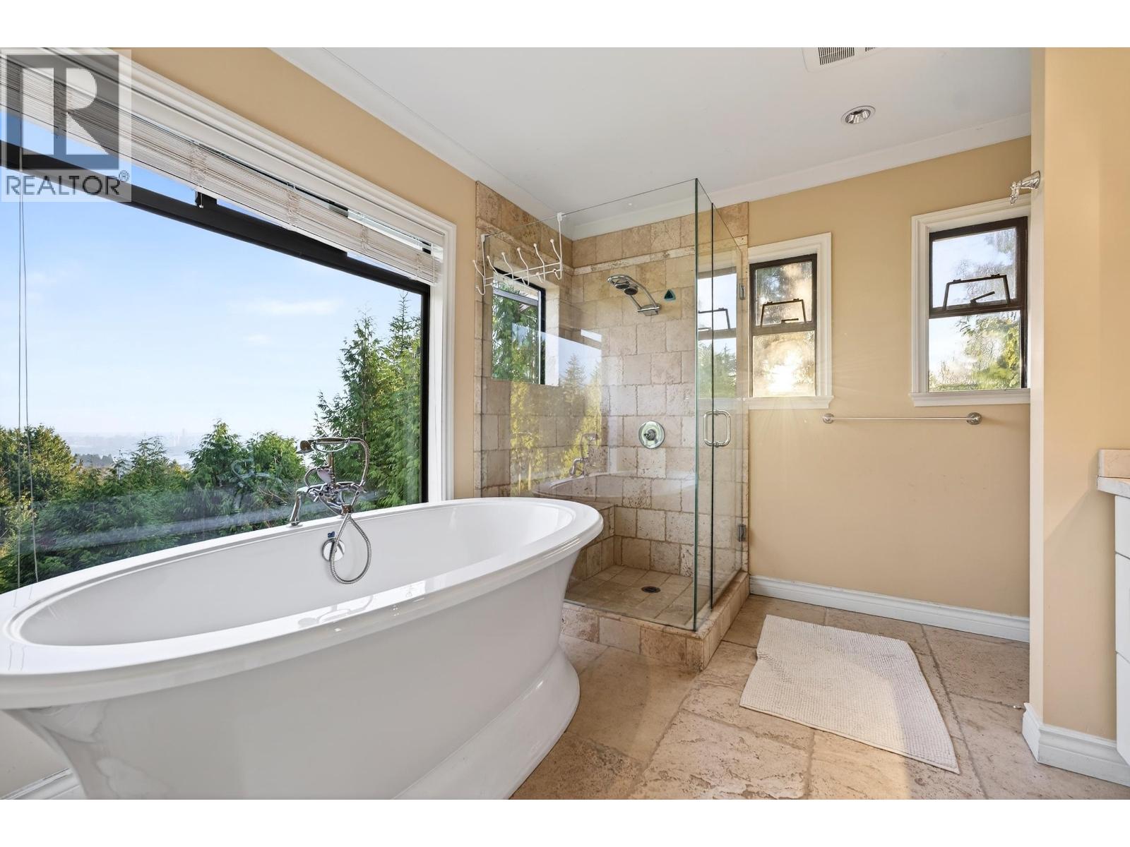 1375 Burnside Road Property Photo 29