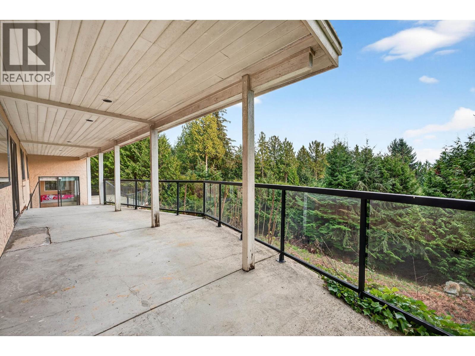 1375 Burnside Road Property Photo 33