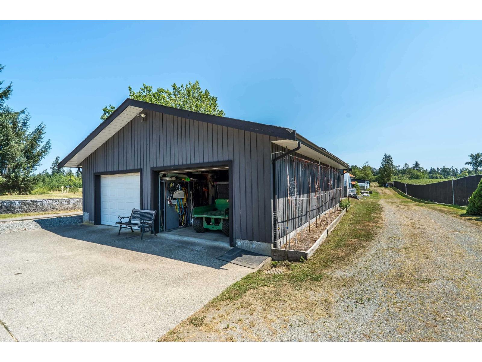 7094 267 Street Property Photo 12