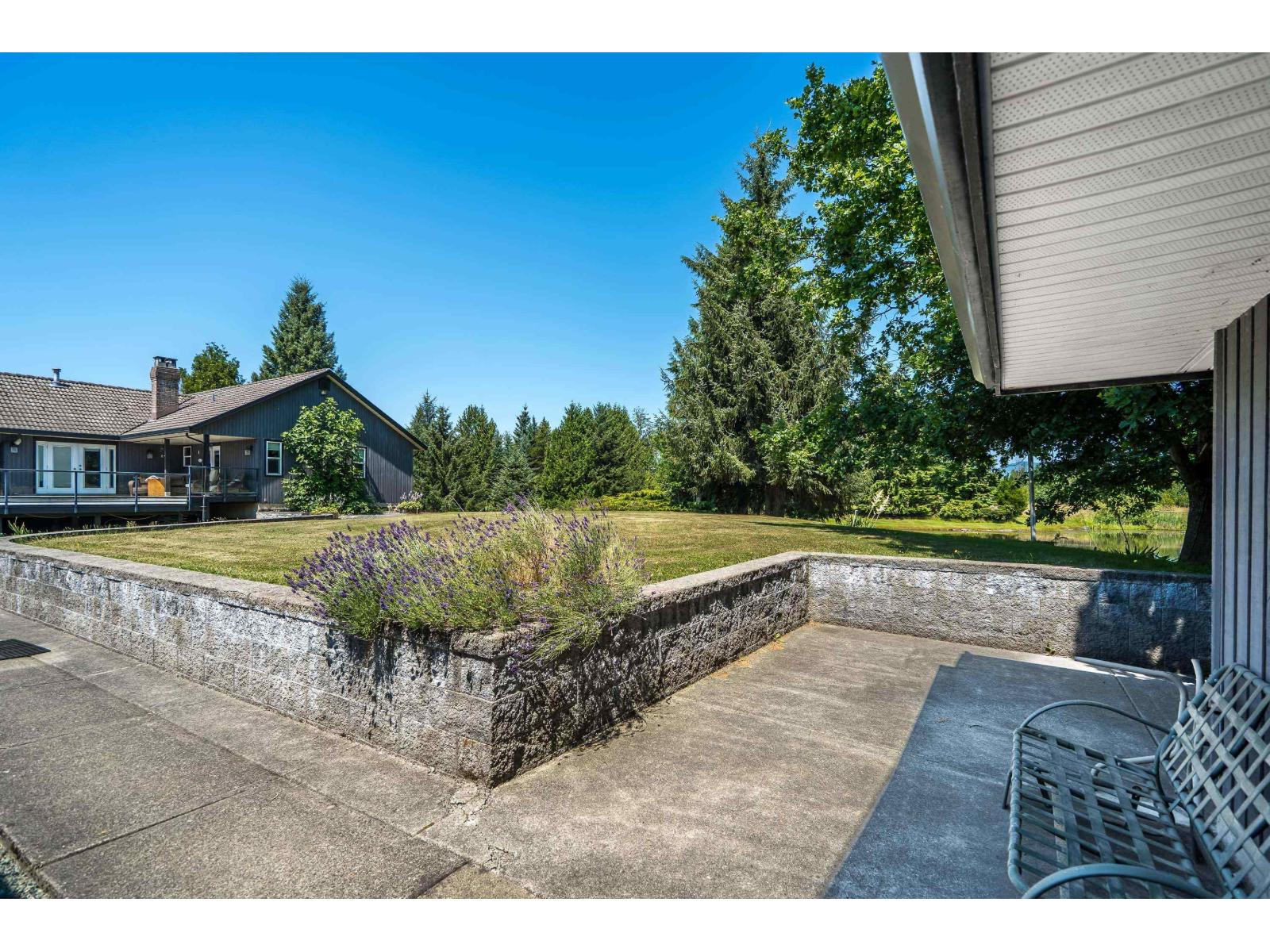 7094 267 Street Property Photo 39