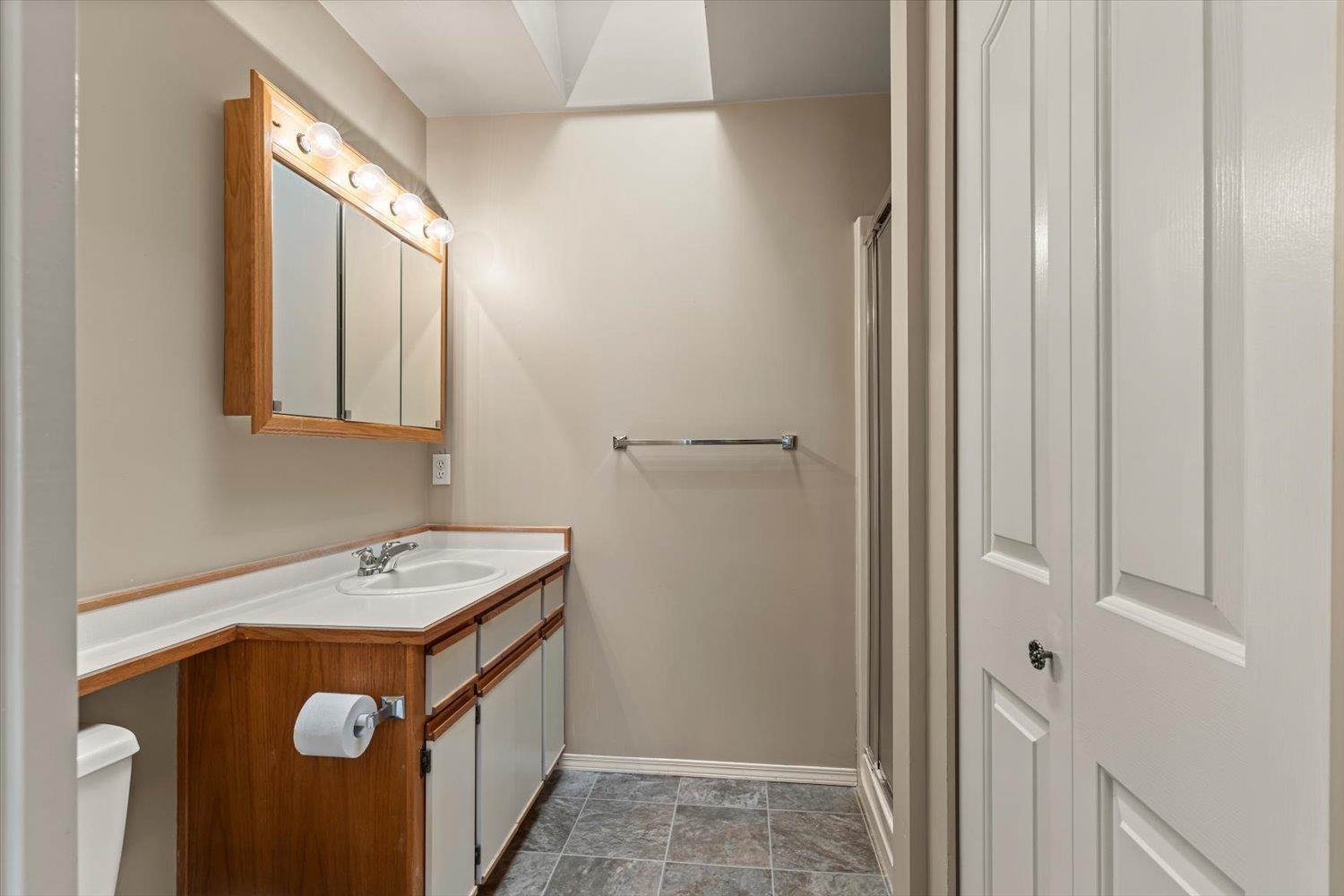 45660 Knight Road #306 Property Photo 12