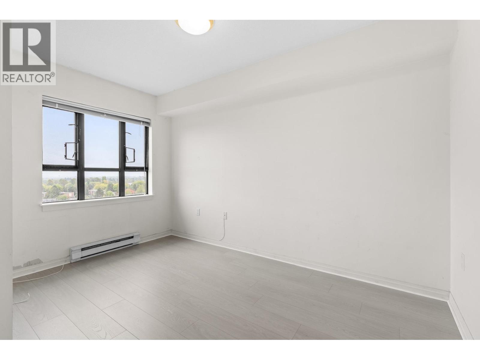 1605 6611 Cooney Road Property Photo 10
