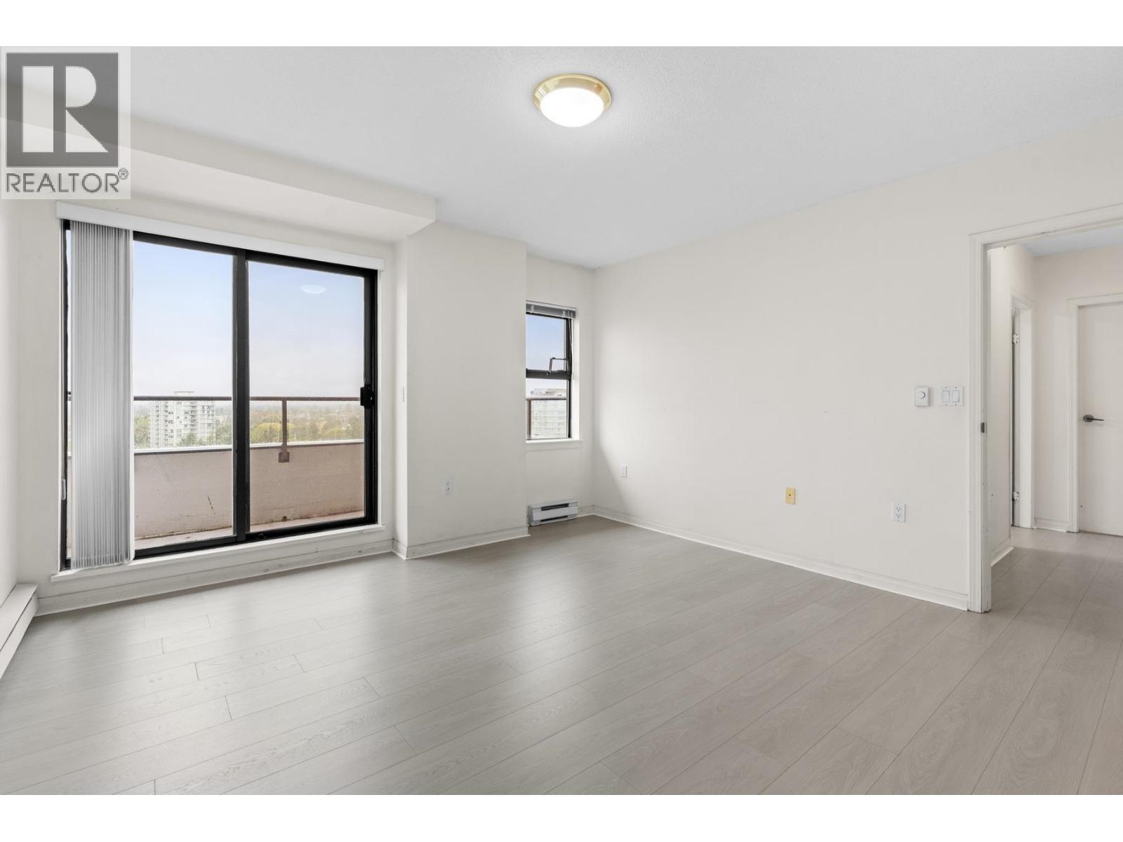 1605 6611 Cooney Road Property Photo 14