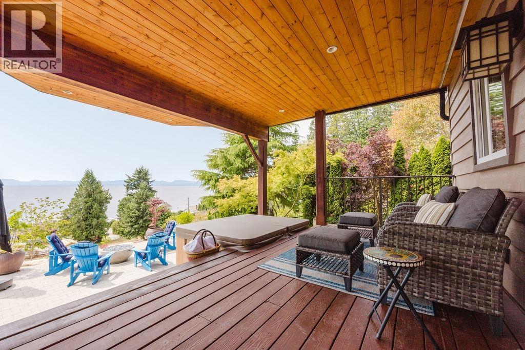 6889 Island View Road Property Photo 36