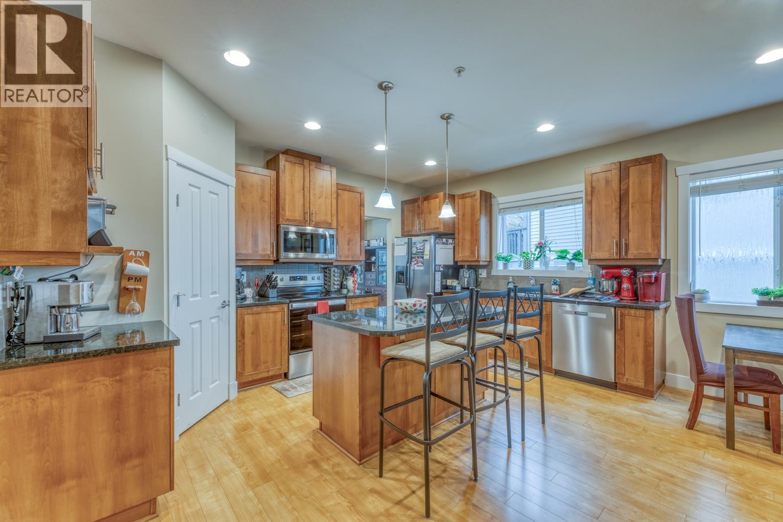 22834 Foreman Drive Property Photo 6