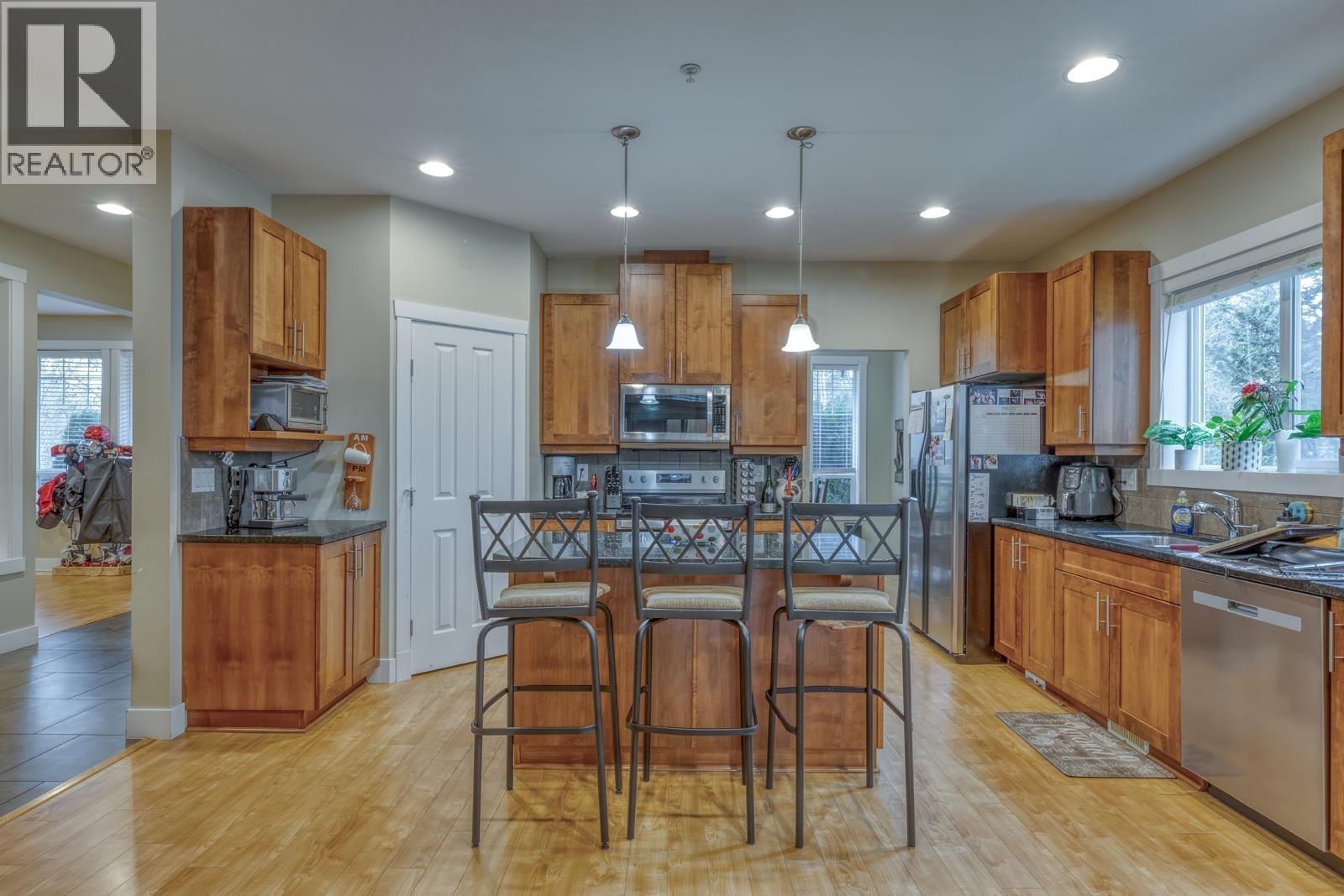 22834 Foreman Drive Property Photo 7