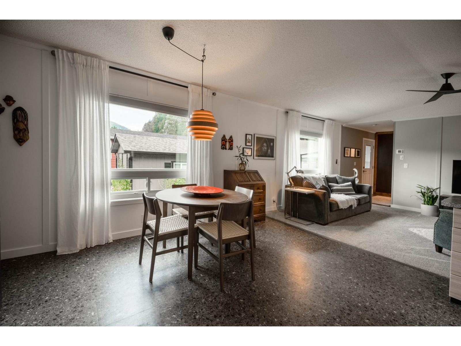 59060 Lougheed Highway #43 Property Photo 4