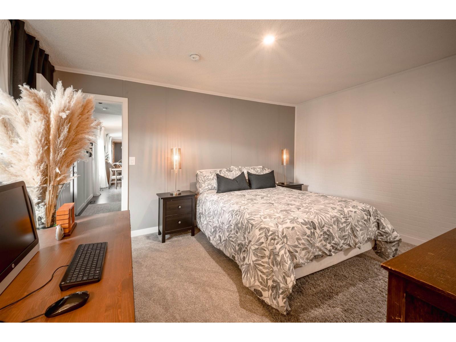 59060 Lougheed Highway #43 Property Photo 9