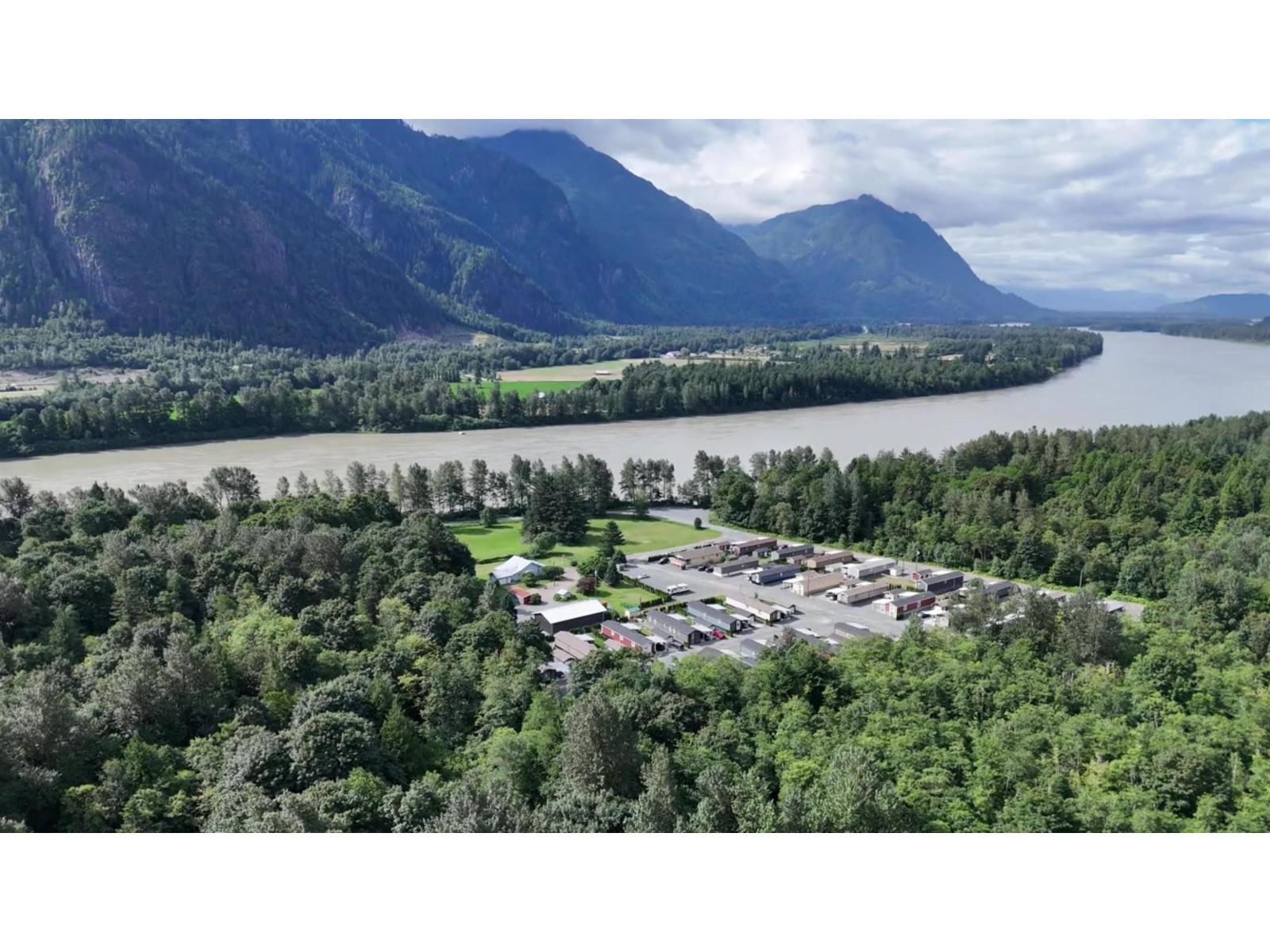 59060 Lougheed Highway #43 Property Photo 32