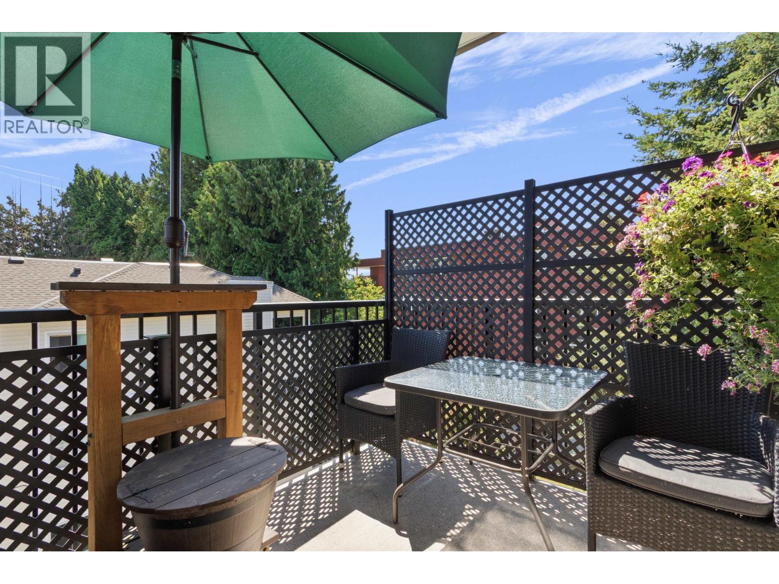 411 22150 Dewdney Trunk Road Property Photo 23