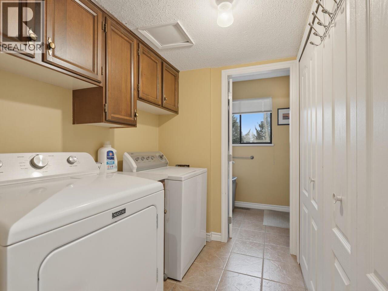 3183 Beacon Drive Property Photo 8