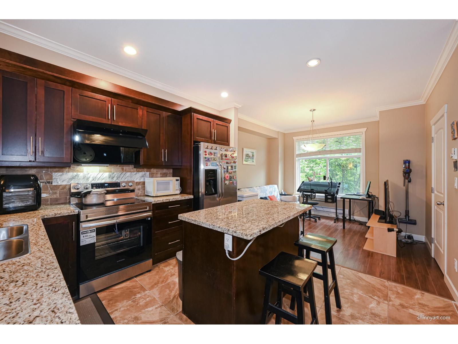 23 16355 82 Avenue Property Photo 16