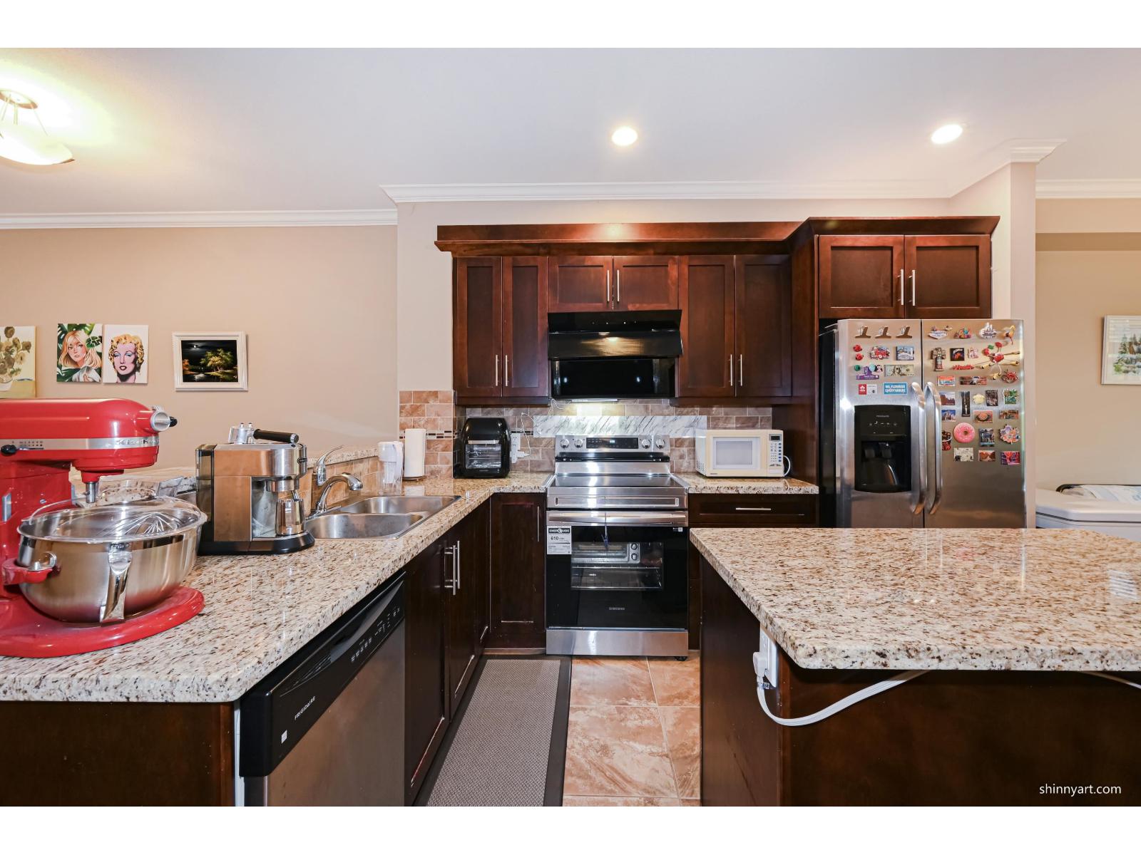 23 16355 82 Avenue Property Photo 17