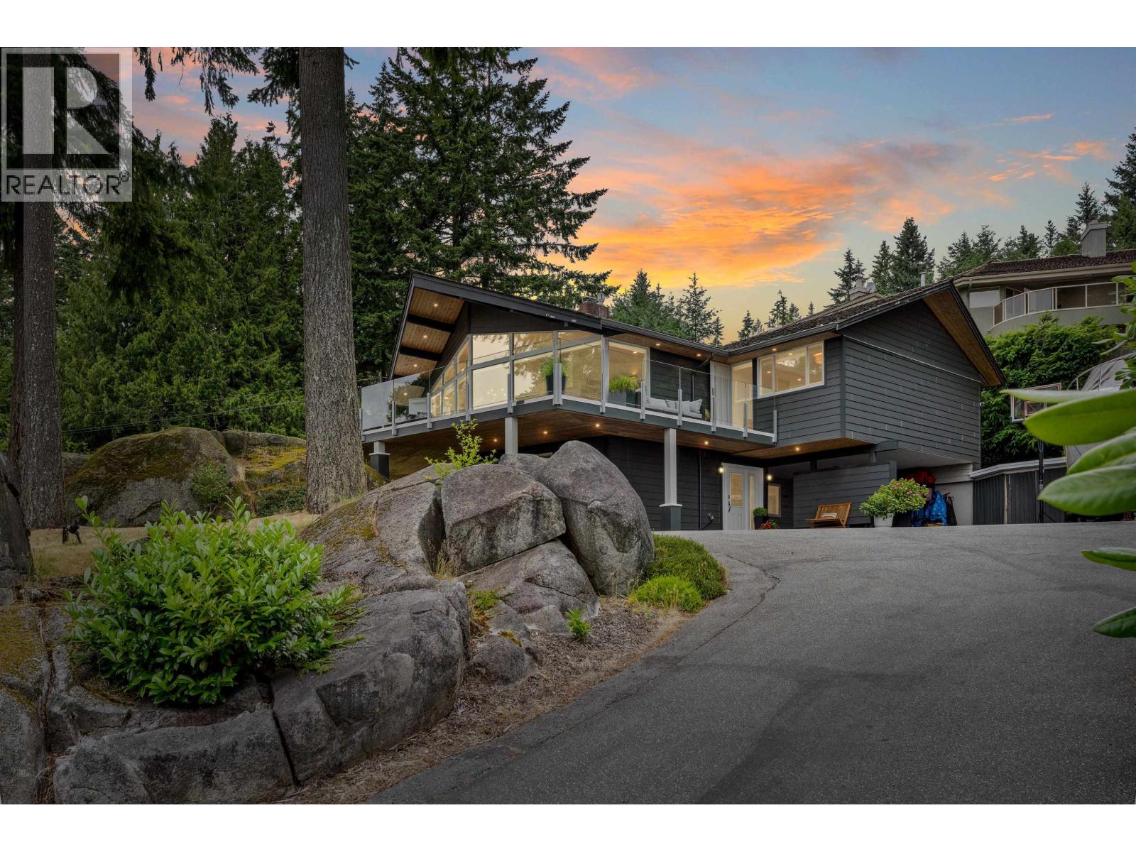 4375 Woodcrest Road Property Photo 1