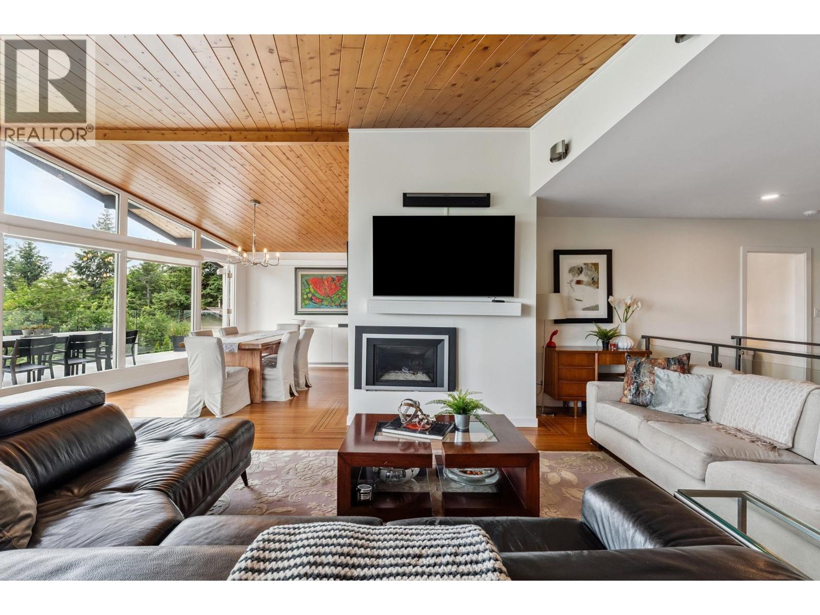 4375 Woodcrest Road Property Photo 15
