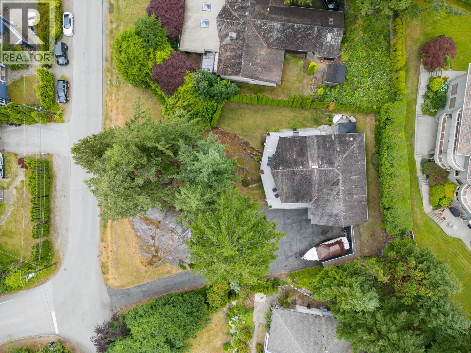 4375 Woodcrest Road Property Photo 39