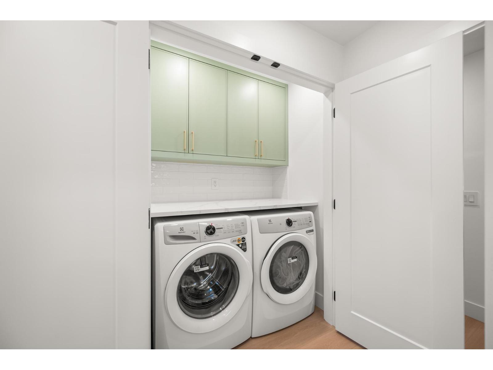 1 2491 Lynden Street Property Photo 24