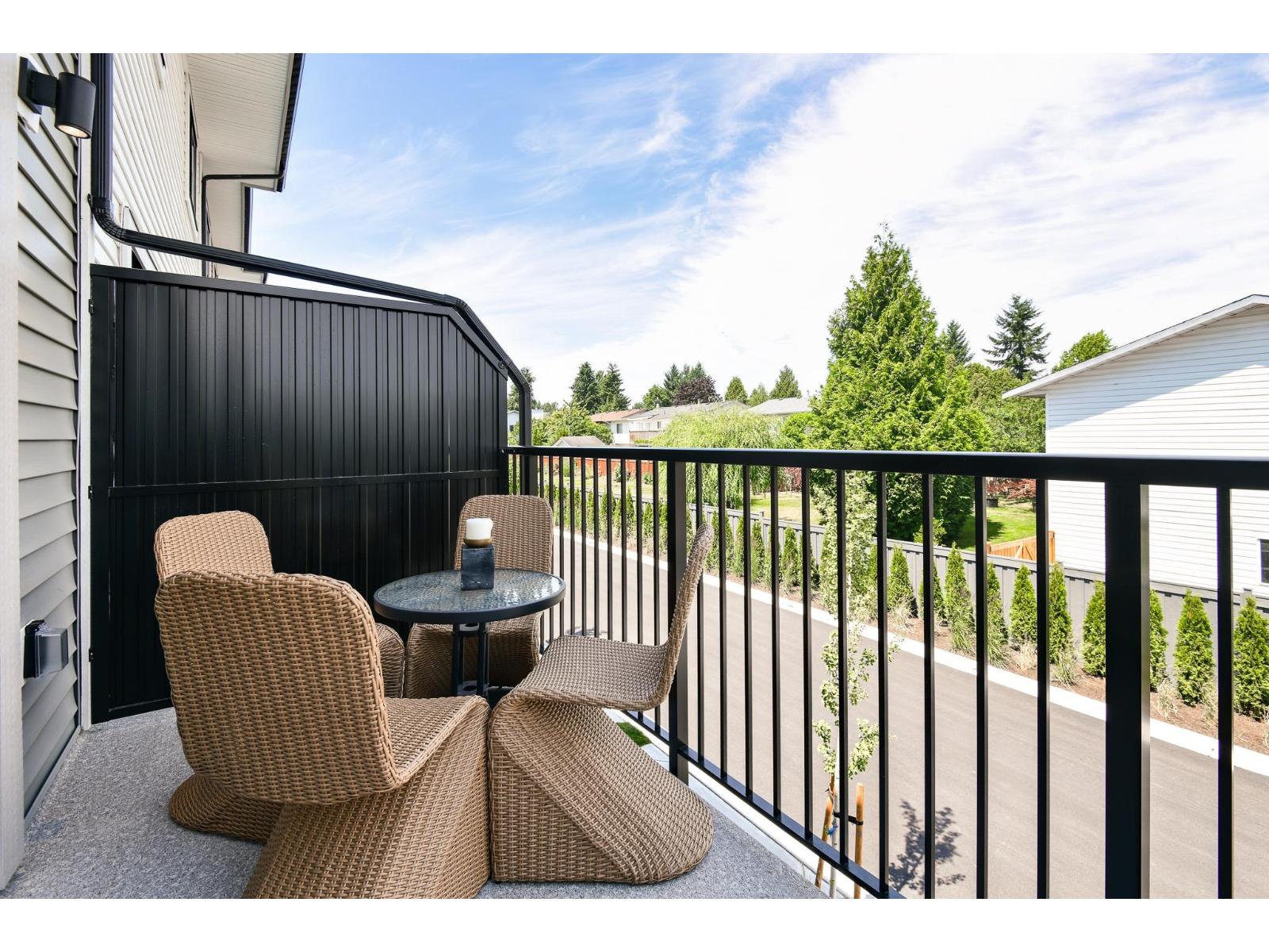 19 33525 Kingston Avenue Property Photo 14