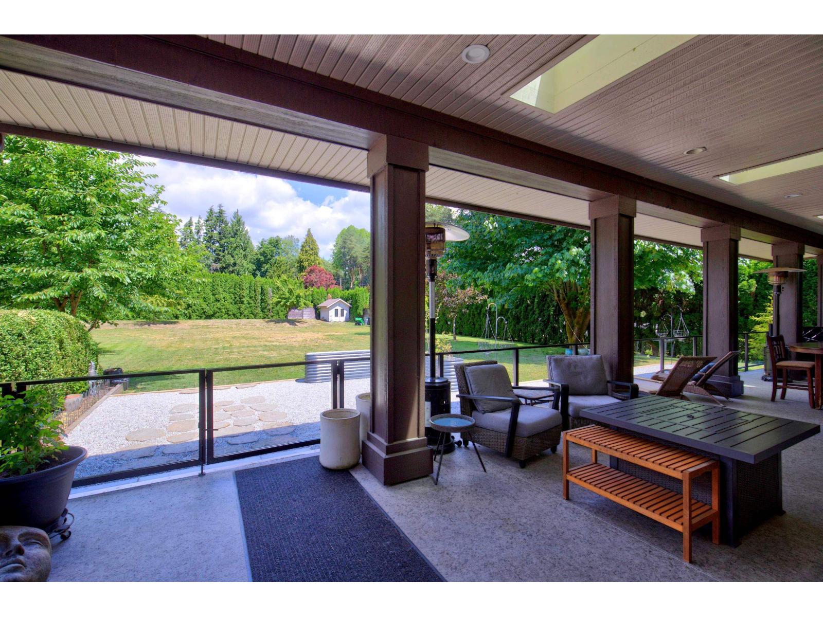 19185 90 Avenue Property Photo 13