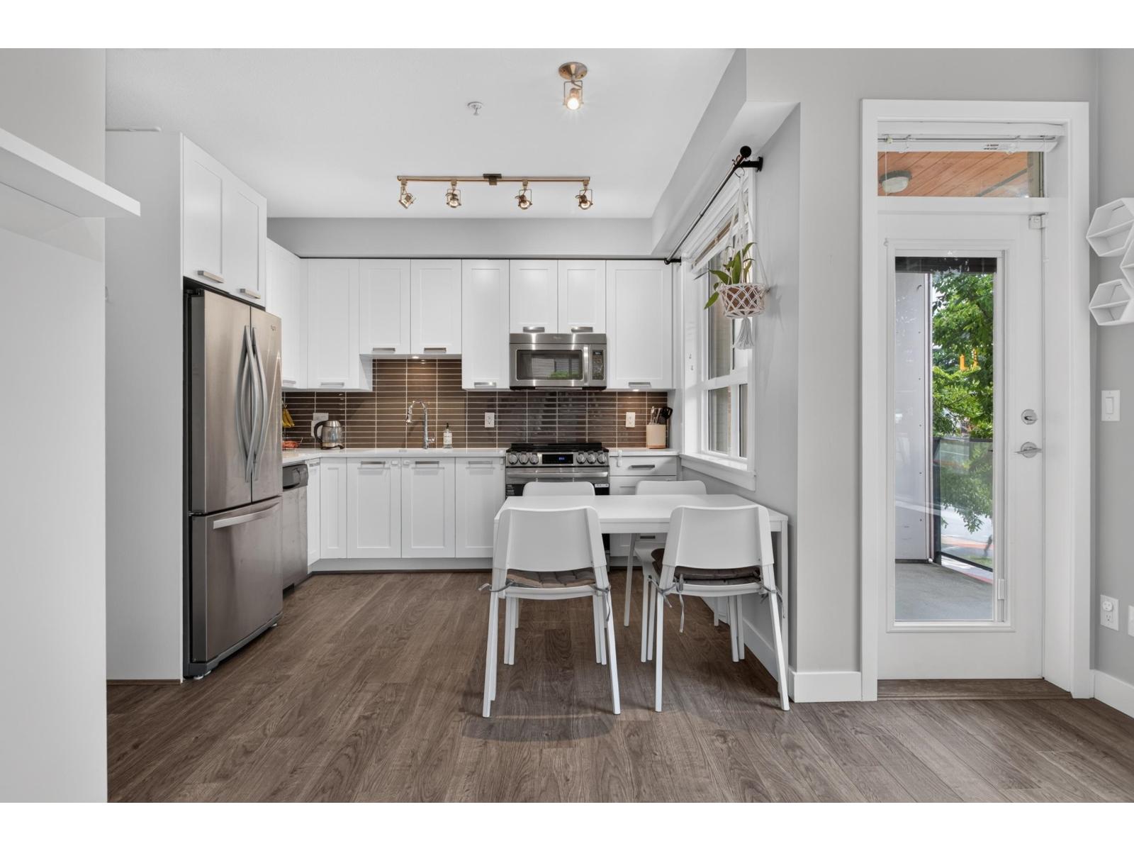 206 15388 105 Avenue Property Photo 10