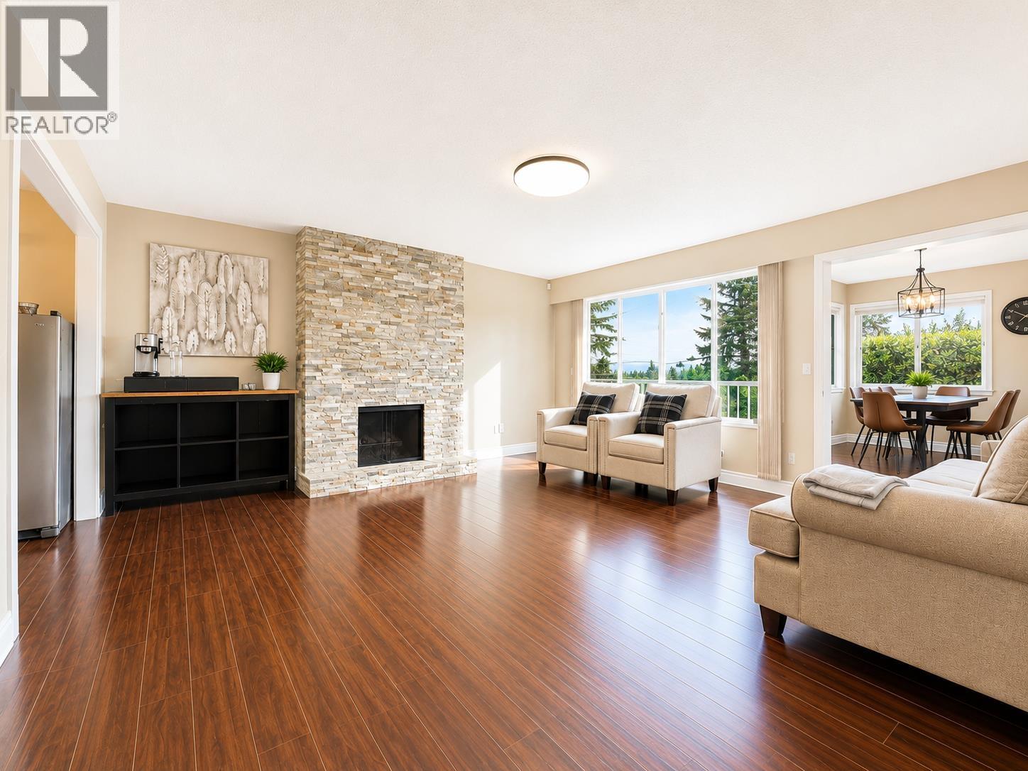 443 Mundy Street Property Photo 9