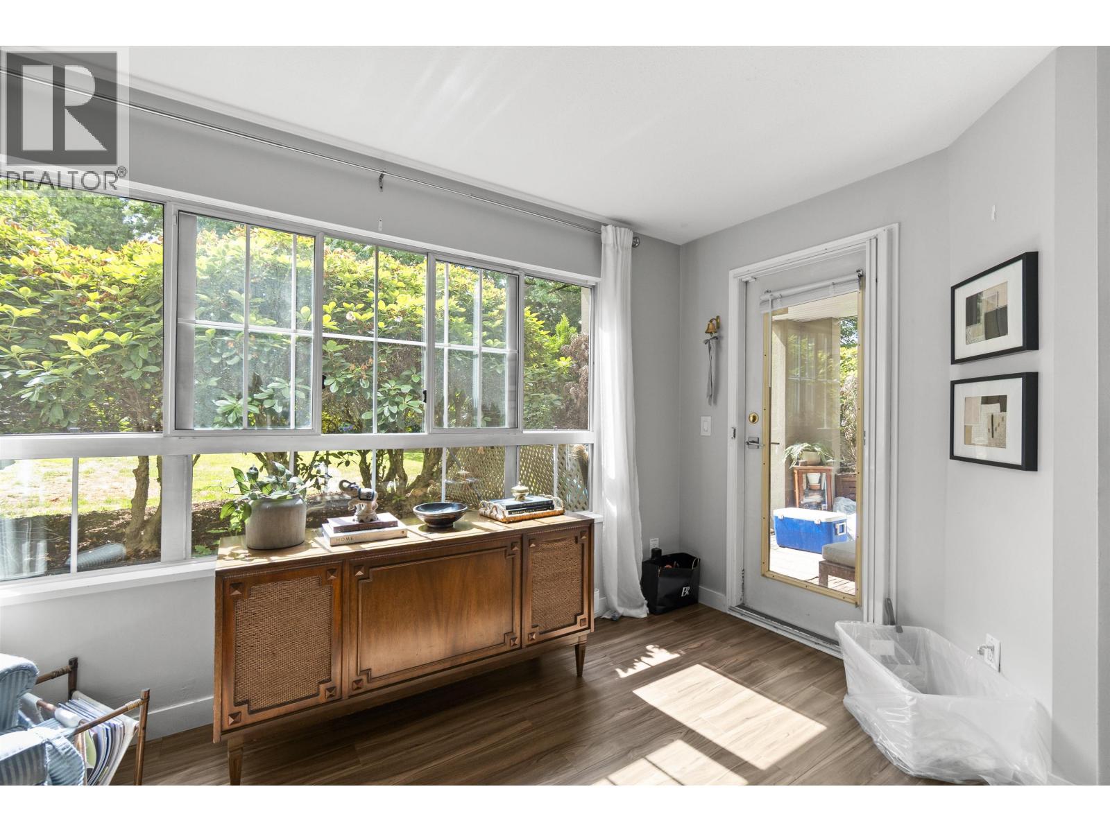 112 2970 Princess Crescent Property Photo 6