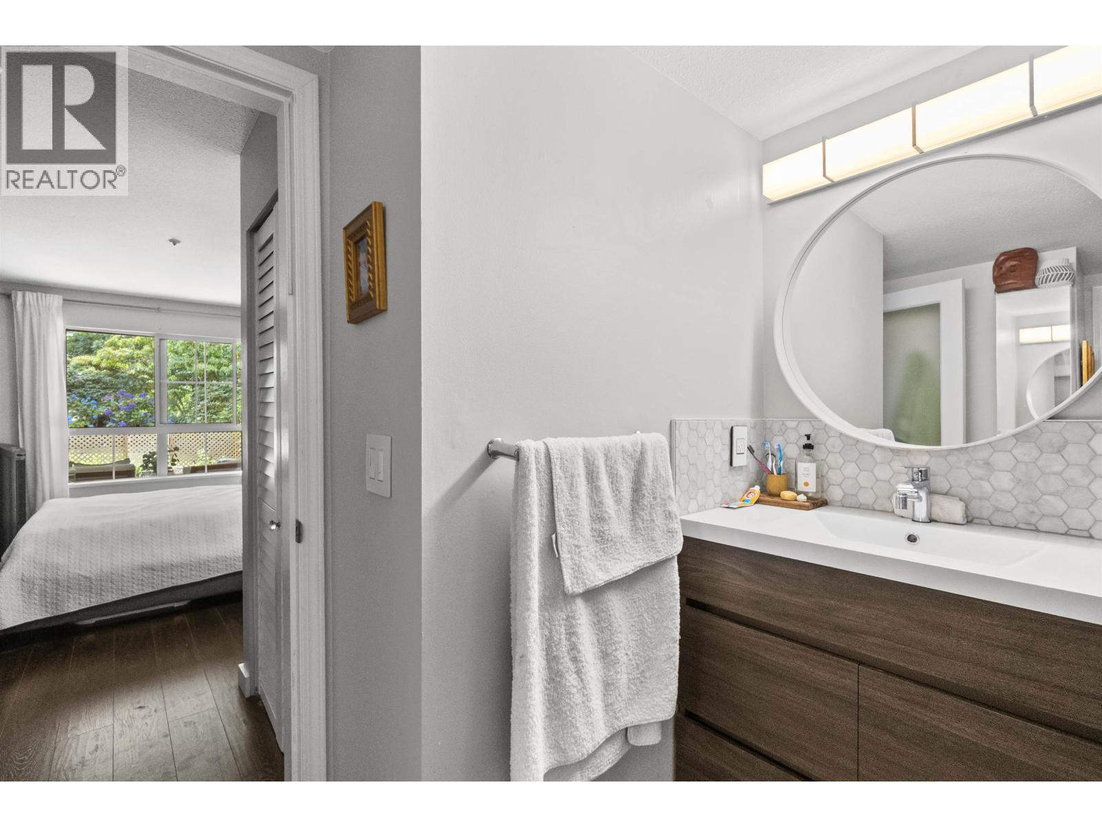 112 2970 Princess Crescent Property Photo 27