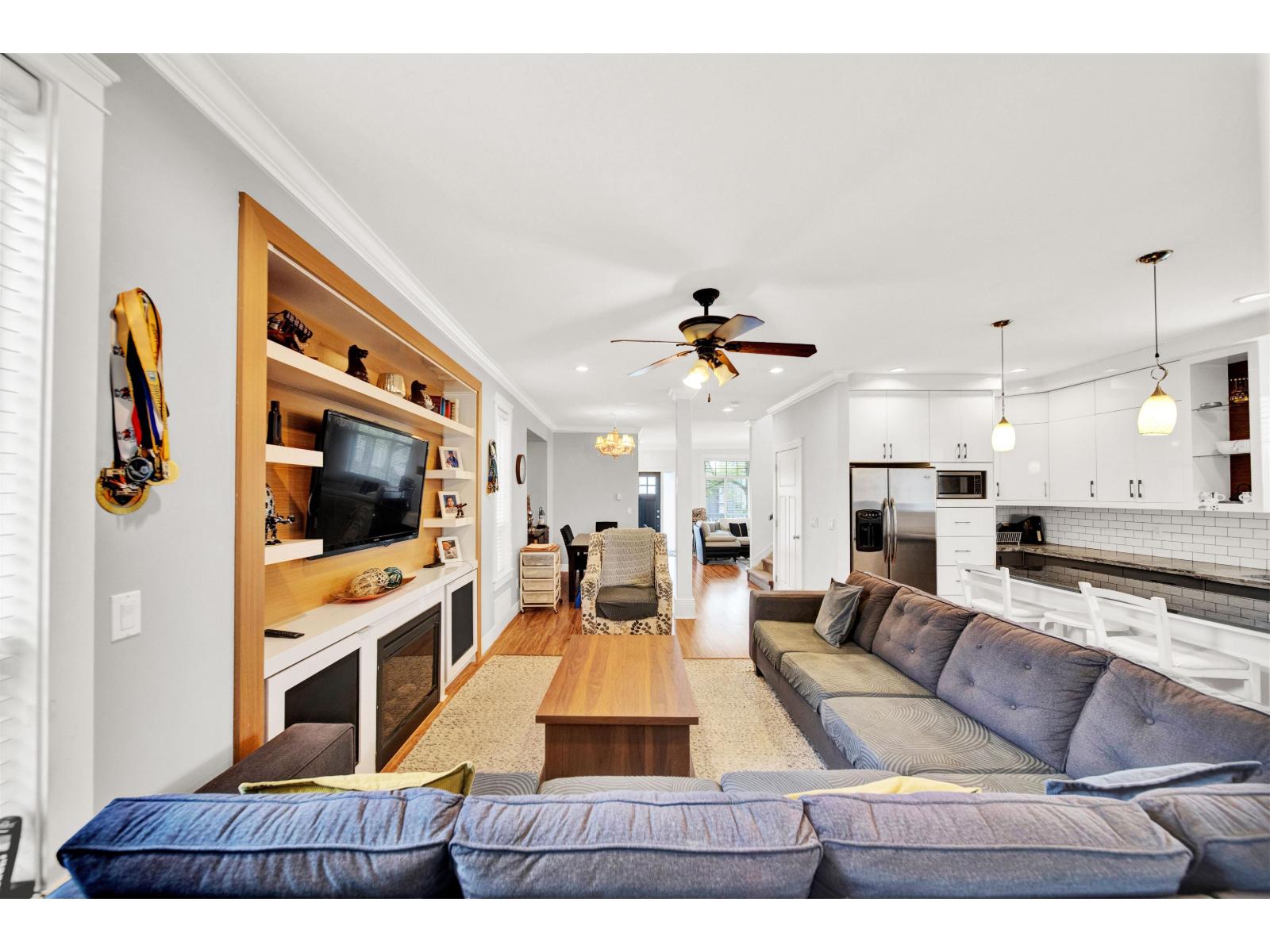 7051 144b Street Property Photo 9