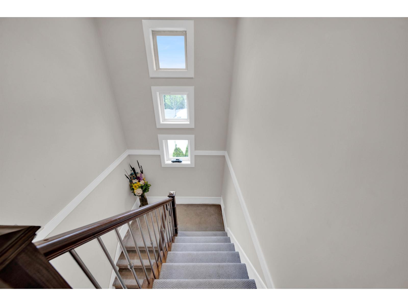 7051 144b Street Property Photo 19