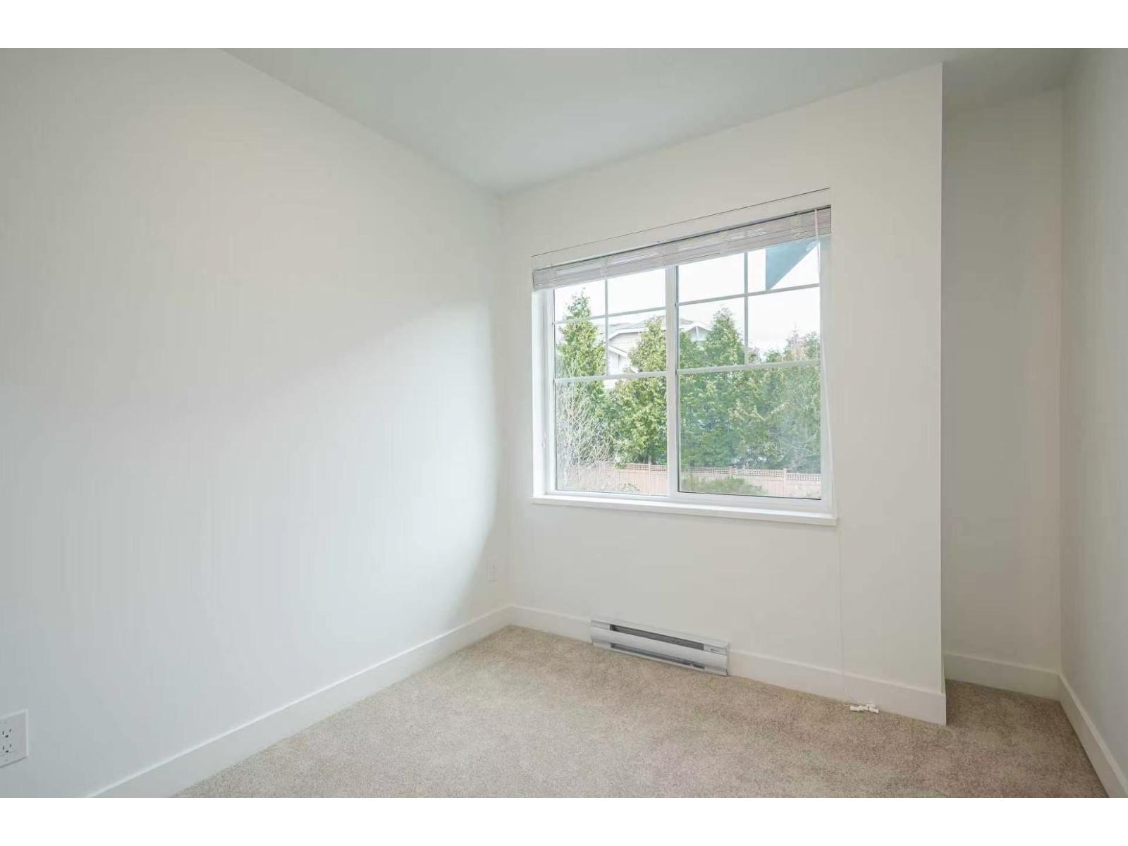 2 20487 65 Avenue Property Photo 10