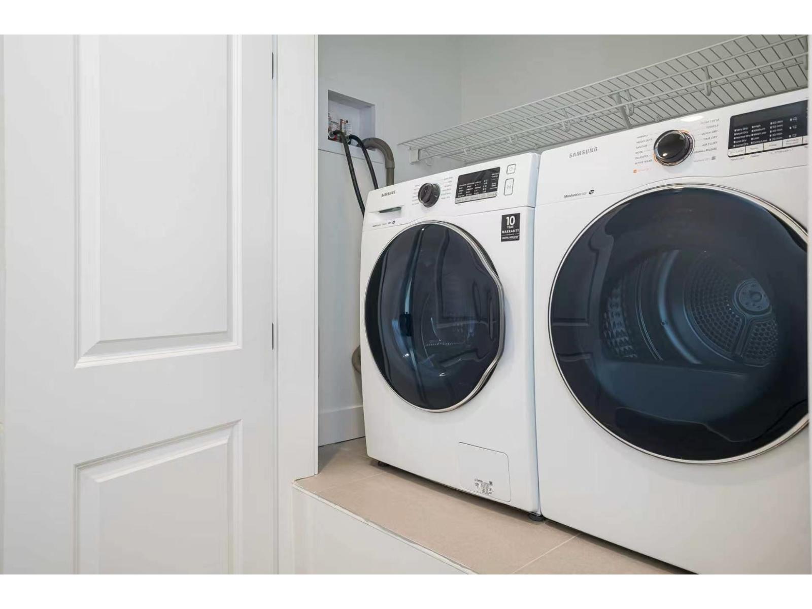 2 20487 65 Avenue Property Photo 18