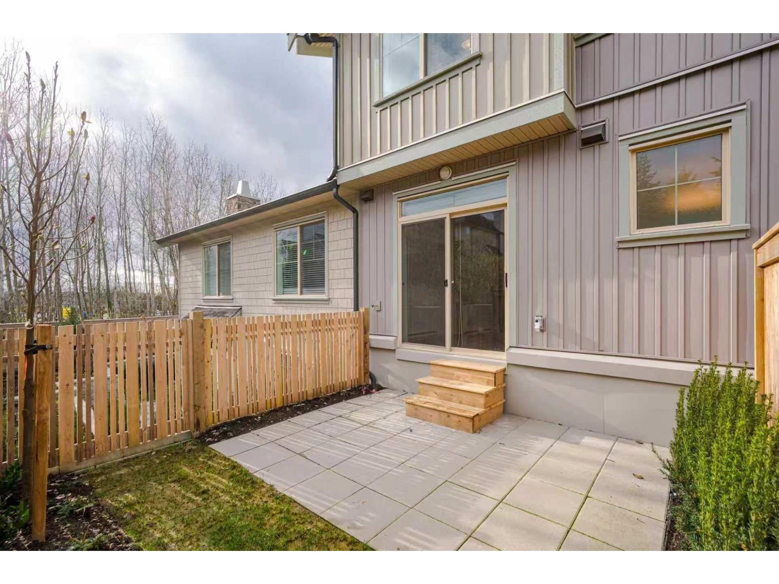 2 20487 65 Avenue Property Photo 19