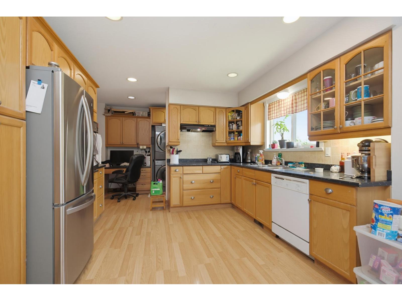 34828 Brient Street Property Photo 4