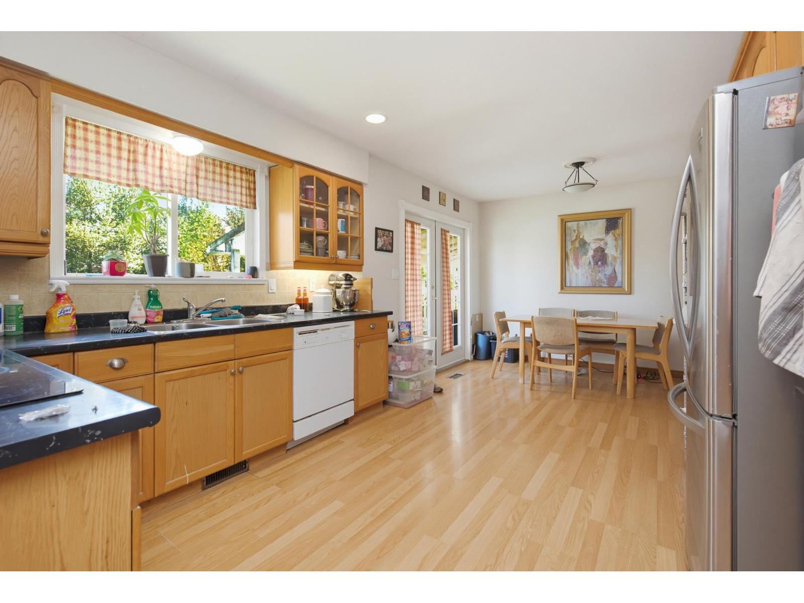 34828 Brient Street Property Photo 7