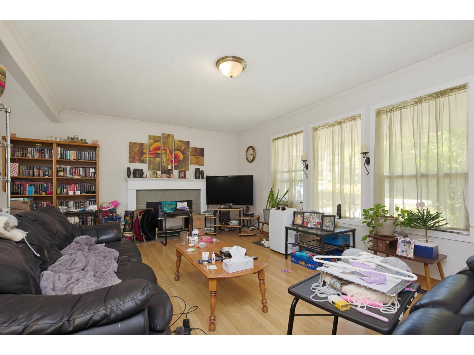 34828 Brient Street Property Photo 13