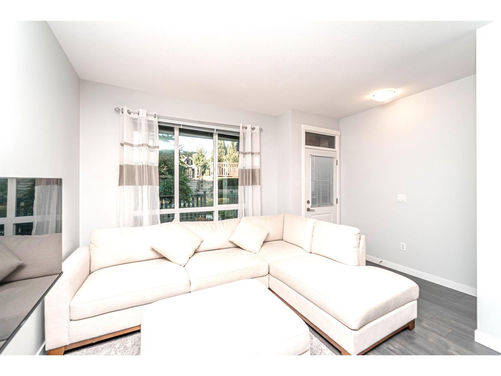111 30930 Westridge Place Property Photo 6