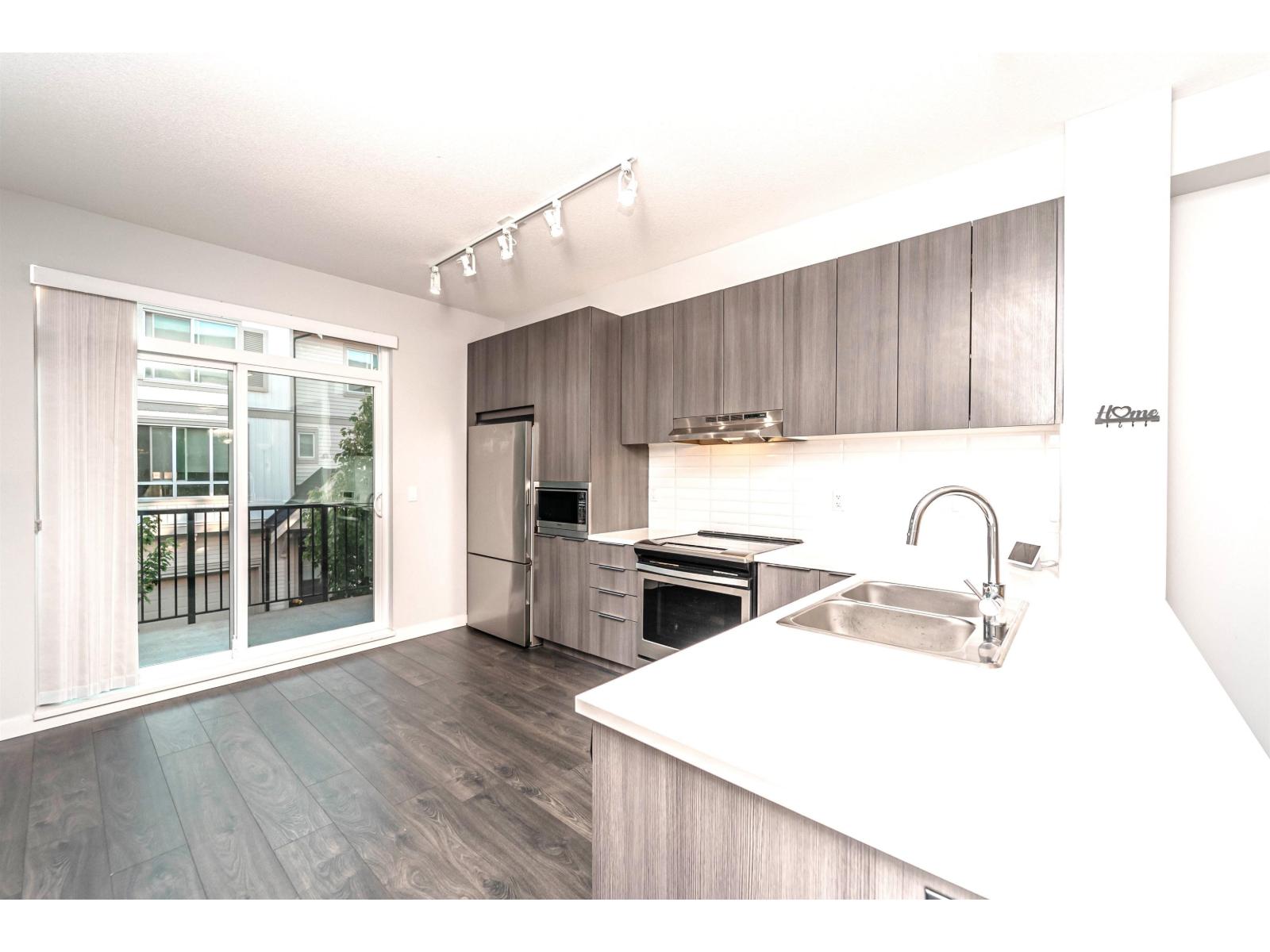 111 30930 Westridge Place Property Photo 11