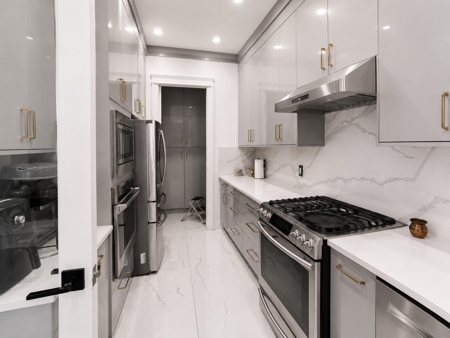 14203 Trites Road Property Photo 16