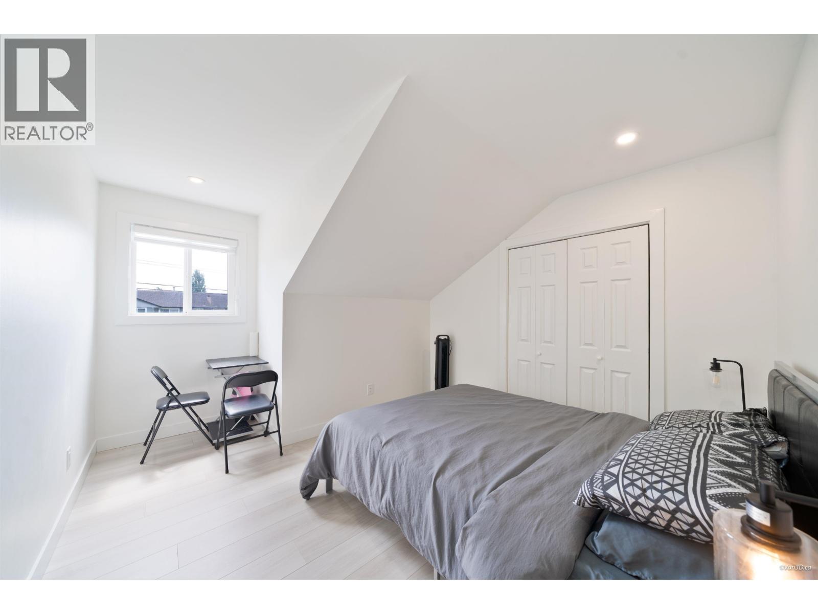 5835 Crescent Drive Property Photo 18