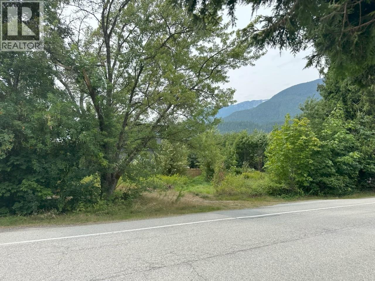 41789 Cottonwood Road Property Photo 3