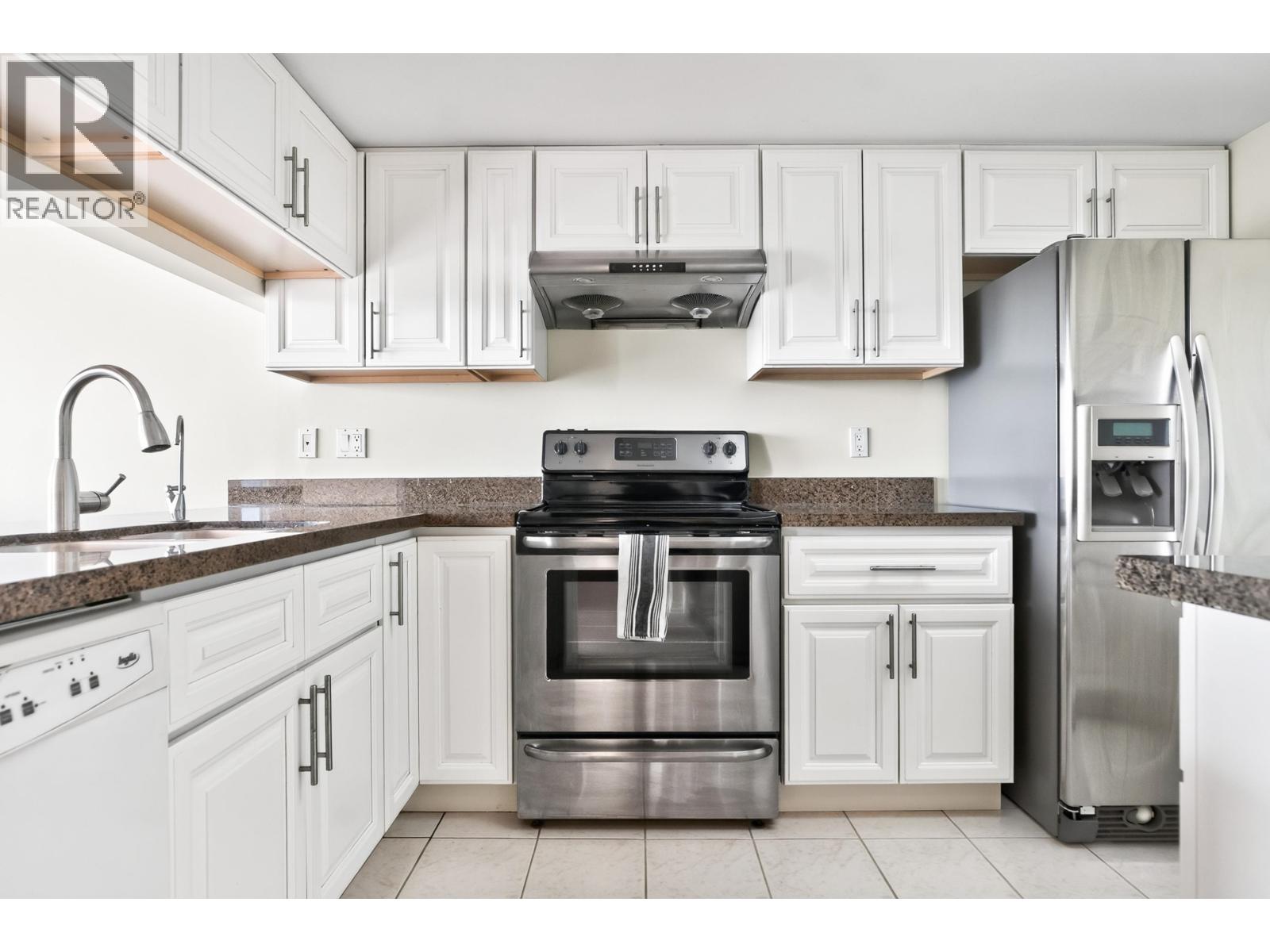 1802 1190 Pipeline Road Property Photo 5