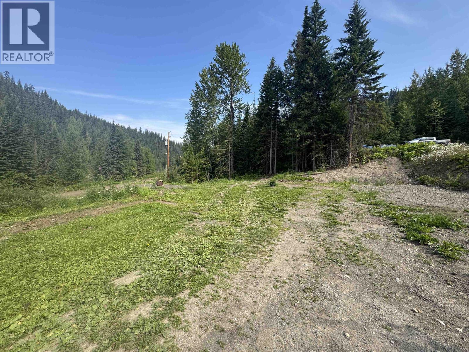 6390 Keithley Creek Road Property Photo 9